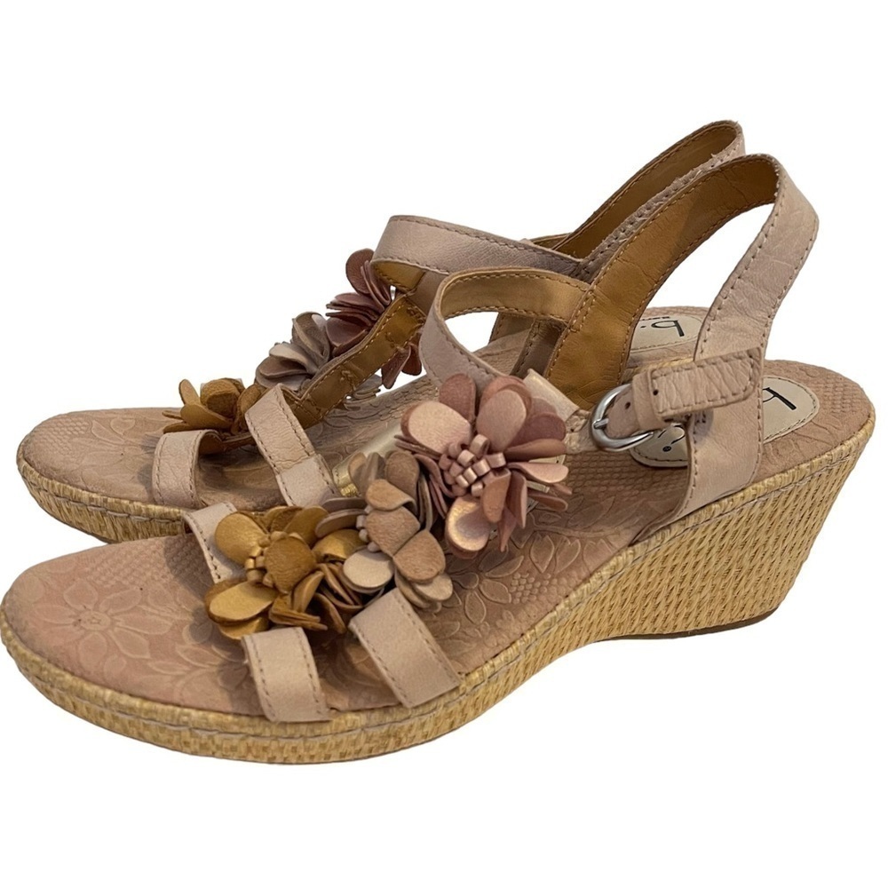 B.O.C. Born Concepts Leather Wedge Sandals